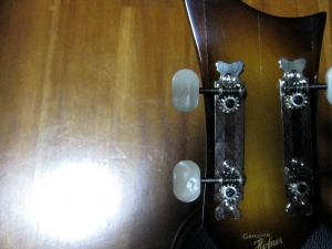 Hofner ペグ交換