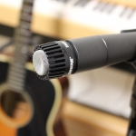 SHURE SM57