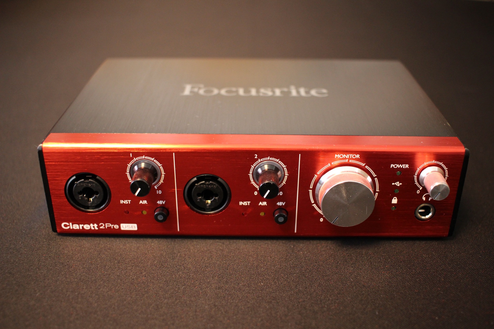 Focusrite Clarett 2Pre(Thunderboltケーブル付属