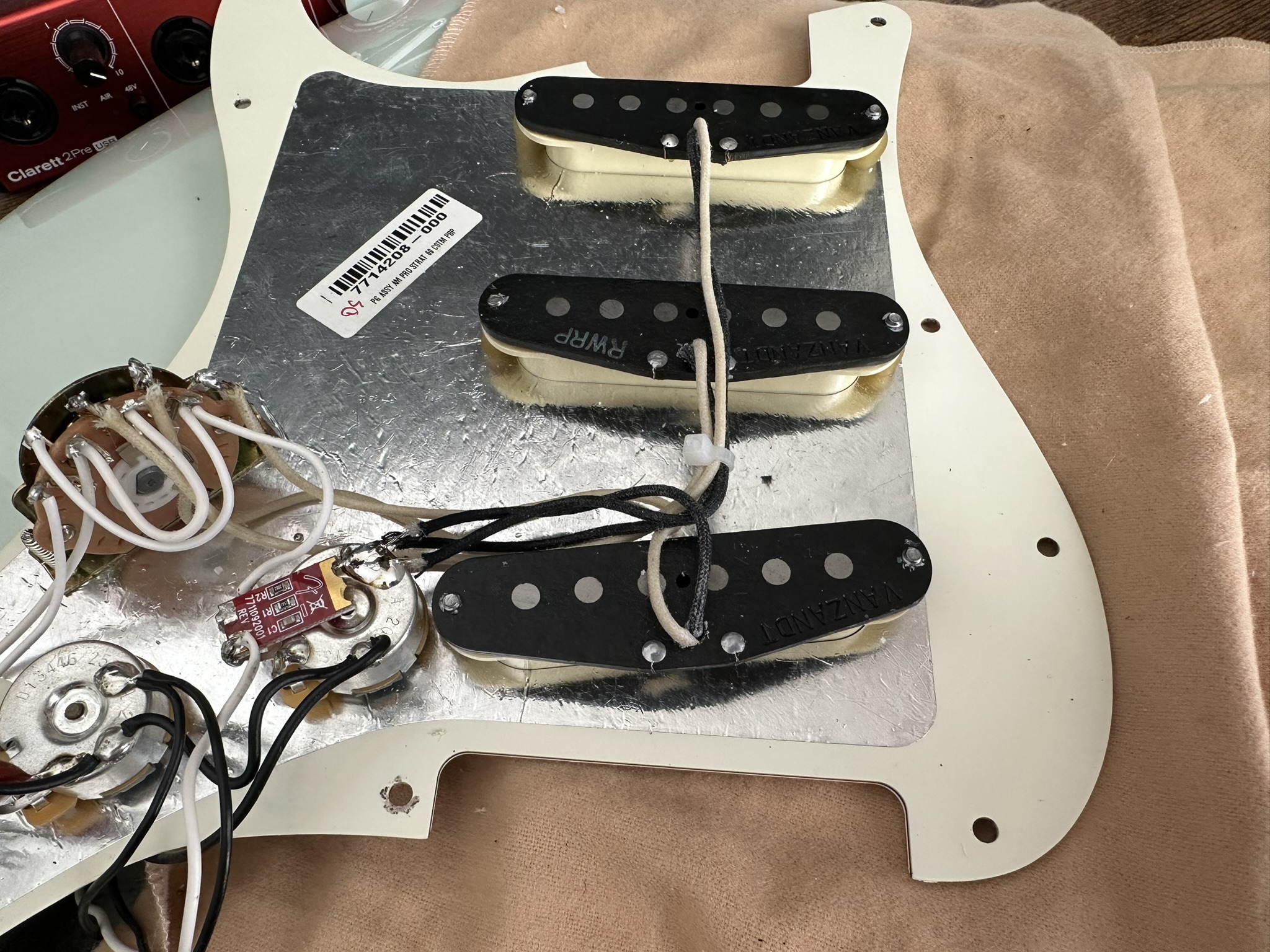 ピックアップ＆弦交換：Fender American Professional Stratocaster 